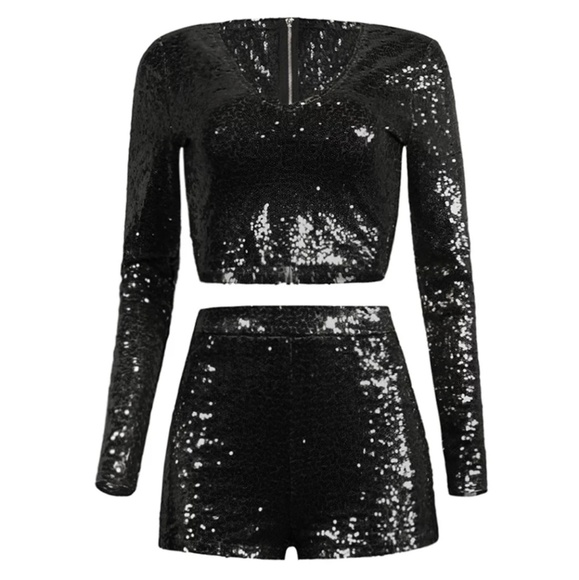 NEW LA Boutique Black Sequined Short Set - Picture 4 of 8